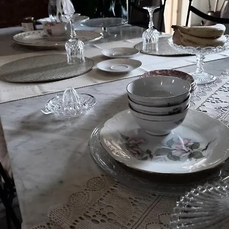 La Boheme Bed & Breakfast 3*