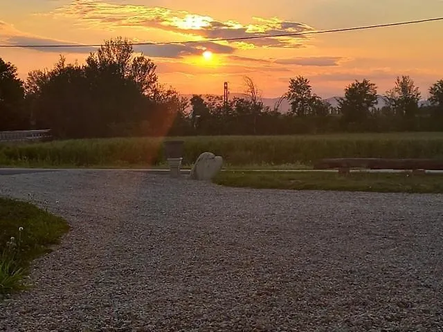 La Boheme Bed & Breakfast